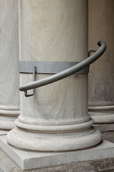 Column and handrail - Aurelien Arbet