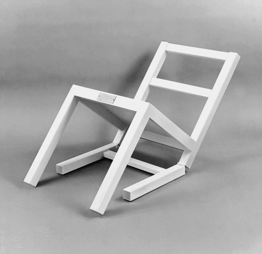 Timm-UlrichsDer-erste-sitzende-Stuhl-nach-langem-Stehen-sich-zur-Ruhe-setzend-1970